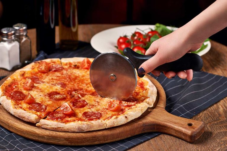 Pizzaschneider